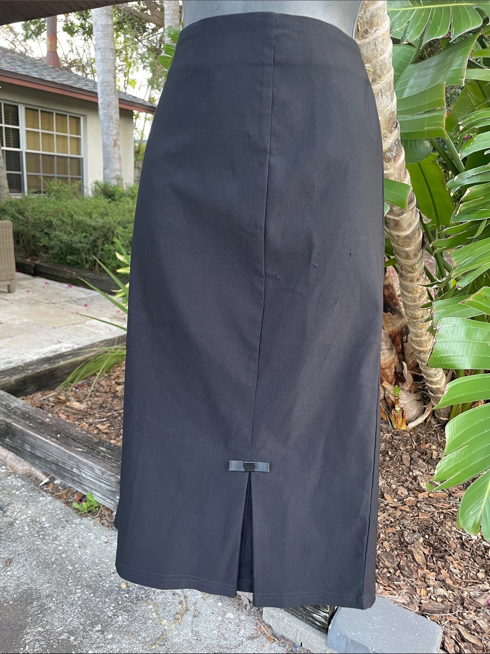 Bell Park Pleated Pencil Skirt With Bows
